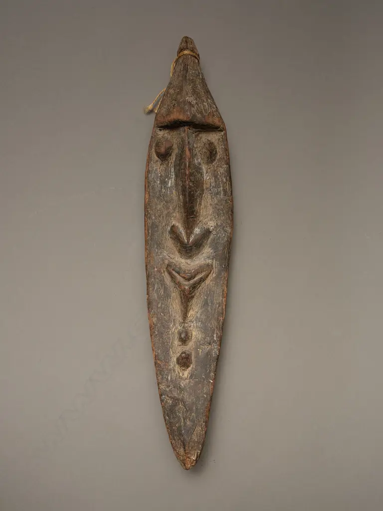 Papuan New Guinean wooden mask, Image 1++